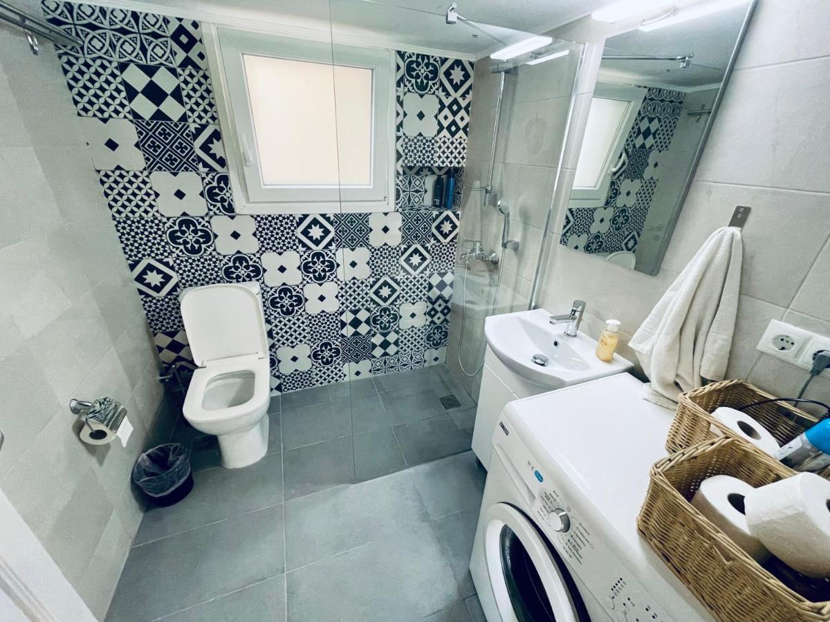70M2 Apartment 4 Mins From Athens Central Station! Extérieur photo